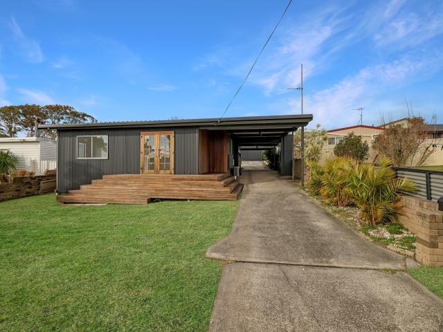 House for sale in Greenwell Point