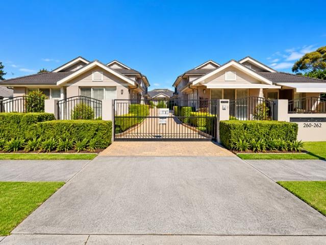 Villa for rent in Umina Beach, Gosford