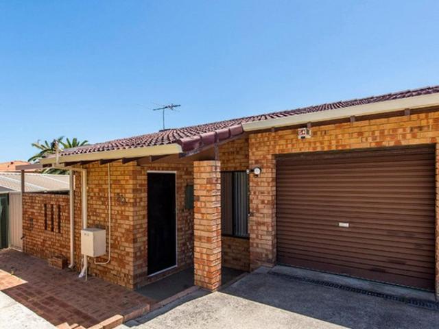 Duplex for rent in Kallaroo, Western Australia