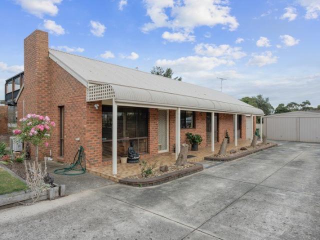 House for sale in Cowes, Victoria
