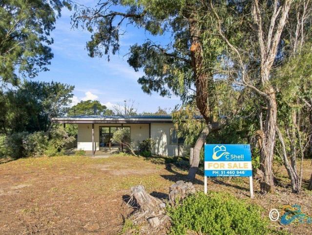 House for sale in Loch Sport, Victoria