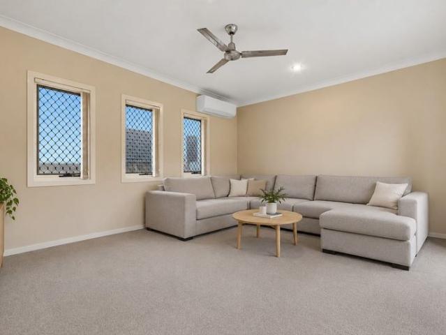 Townhouse for rent in Palm Beach, Gold Coast City