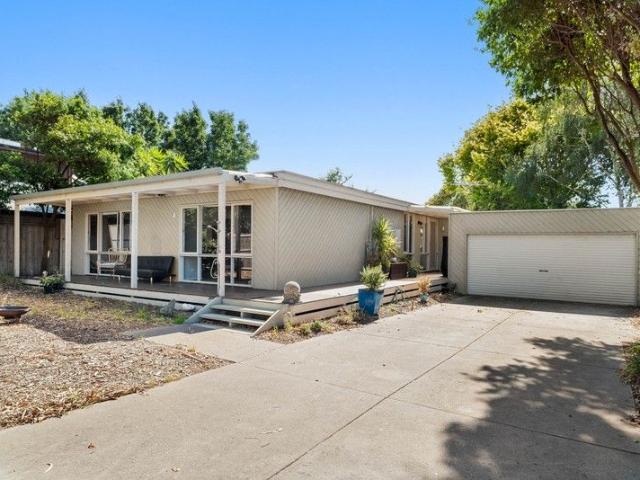 House for sale in Cowes, Victoria