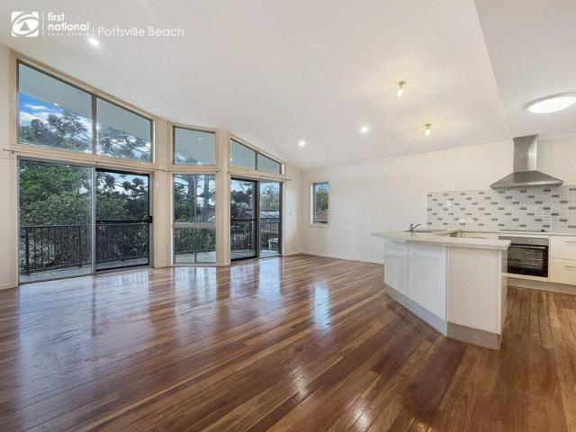 Townhouse for rent in Pottsville, New South Wales