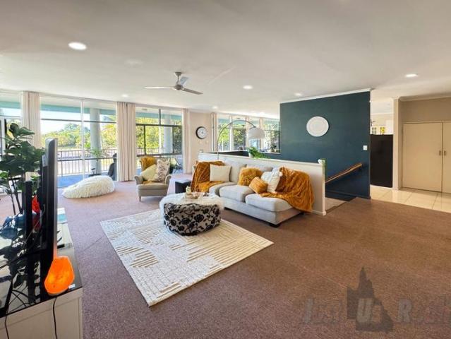 Apartment for rent in Moore Park Beach, Queensland