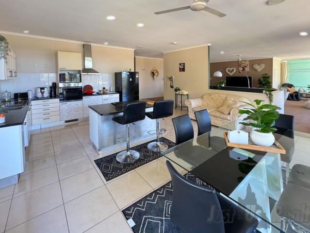 Apartment for rent in Moore Park Beach, Queensland