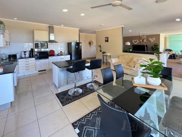 Apartment for rent in Moore Park Beach, Queensland
