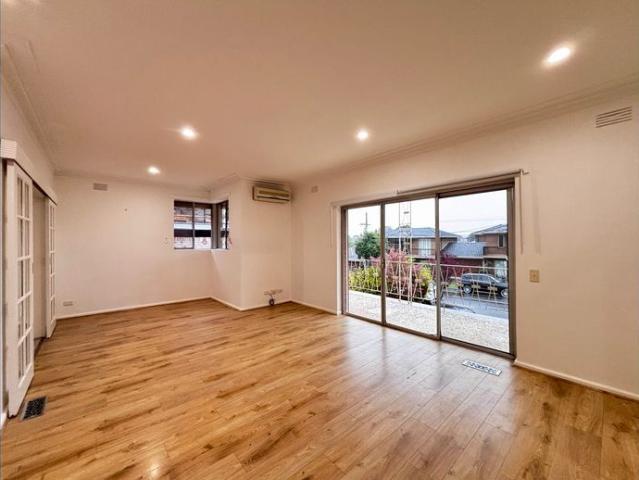 House for rent in Mount Waverley, Melbourne