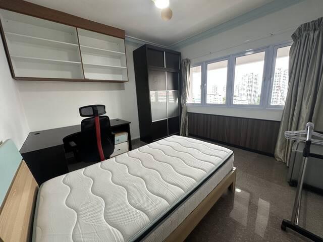 Room for rent