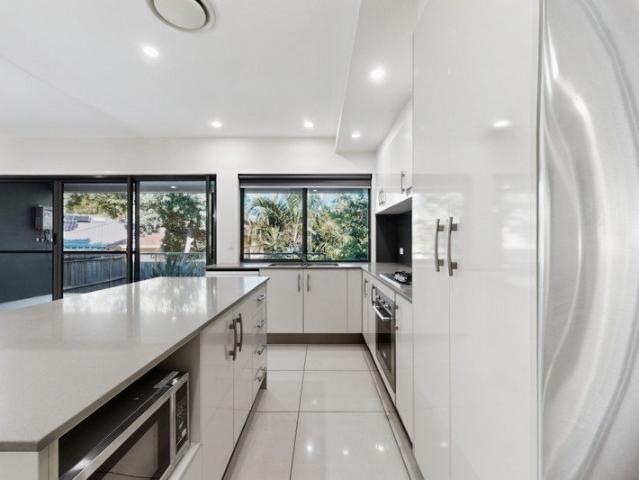 Townhouse for rent in Toombul, Queensland
