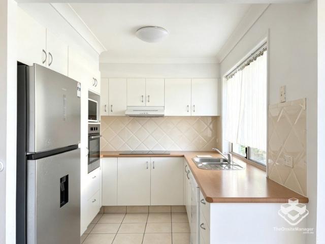 Townhouse for rent in Toombul, Queensland
