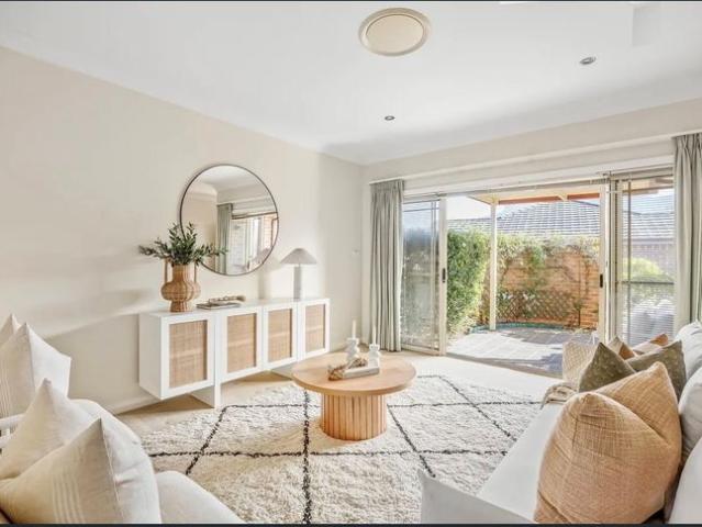 House for rent in Wollongong West, New South Wales