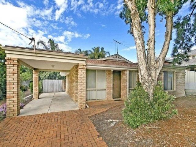 House for rent in Como, Western Australia