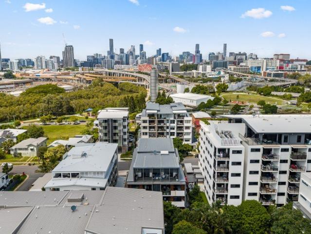 Apartment for rent in Toombul, Queensland