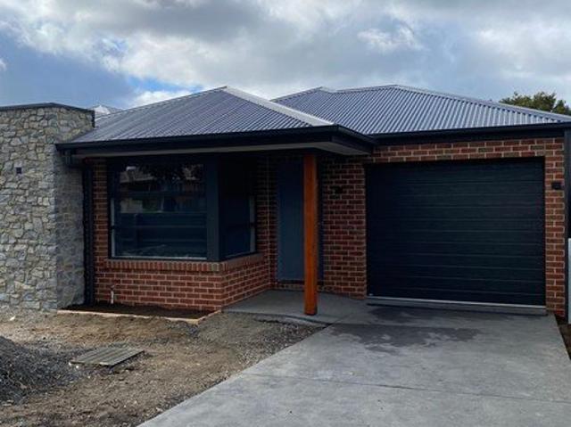 Townhouse for rent in Herne Hill, Geelong