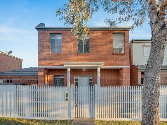 House for rent in Preston, Melbourne