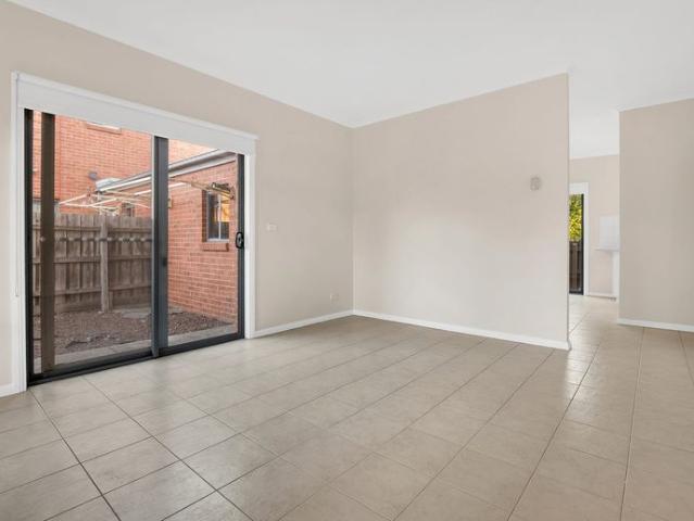 House for rent in Preston, Melbourne