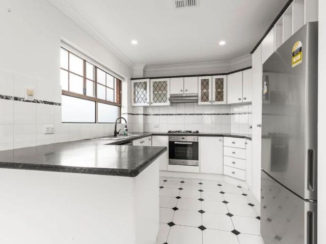 Apartment for rent in Toombul, Queensland