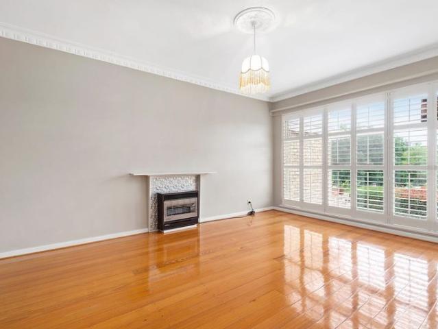 Apartment for rent in Surrey Hills, Melbourne