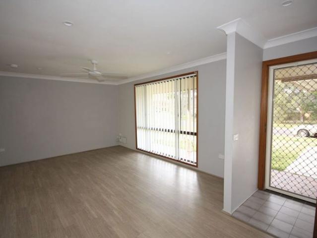 House for rent in Bateau Bay, Central Coast Council