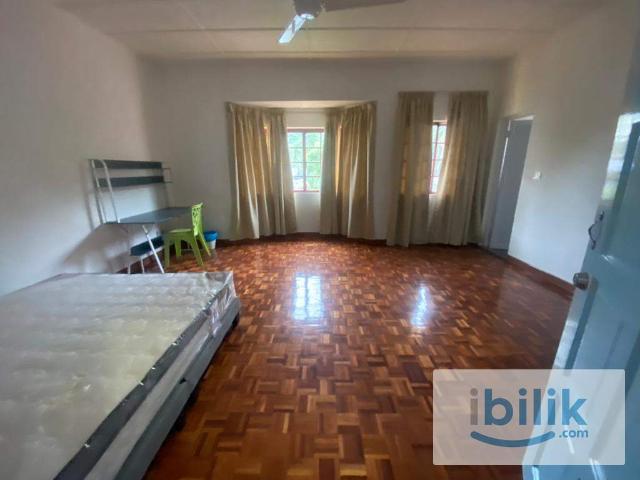 Room for rent in Country Heights Damansara, Kuala Lumpur