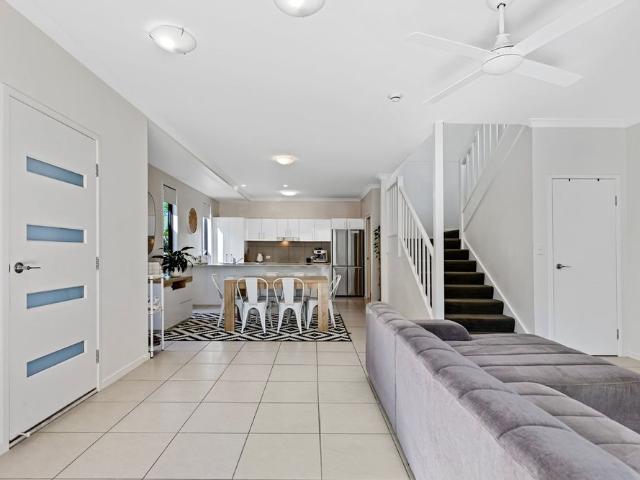 Townhouse for rent in Kings Creek, Queensland