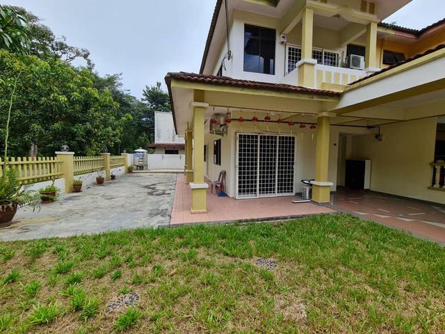 Terraced House for rent in Malaka