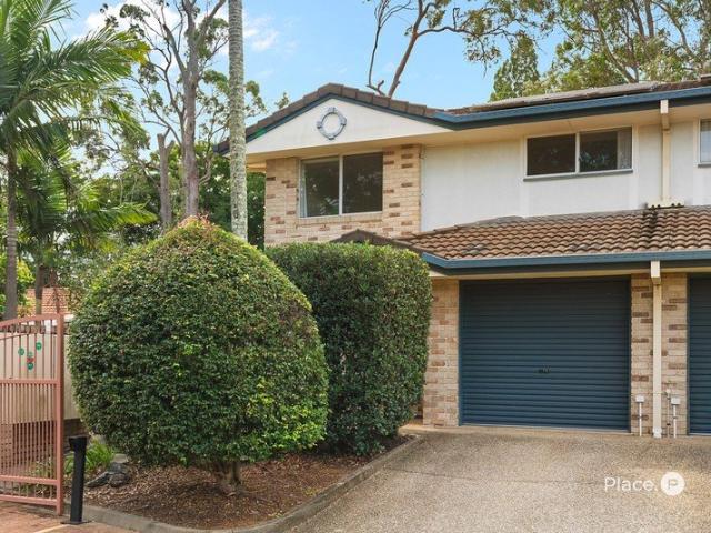 Townhouse for sale in Toombul, Queensland