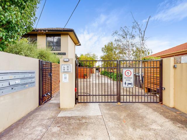 Apartment for rent in Camerons Creek, Victoria