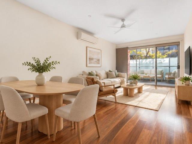 Apartment for sale in Jackson Court Shopping Centre, Melbourne