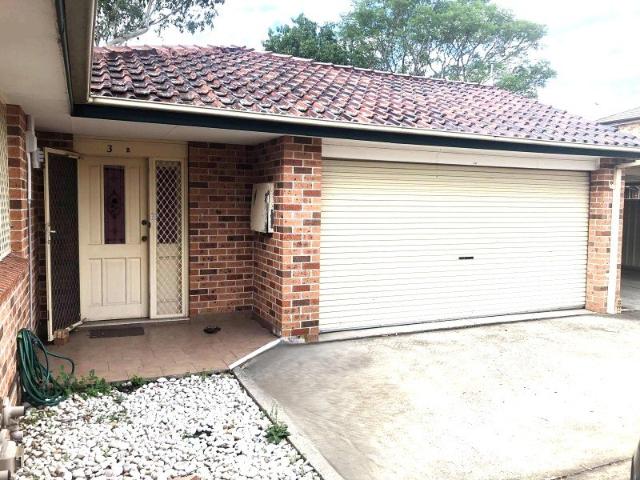 Townhouse for rent in Merrylands, Sydney
