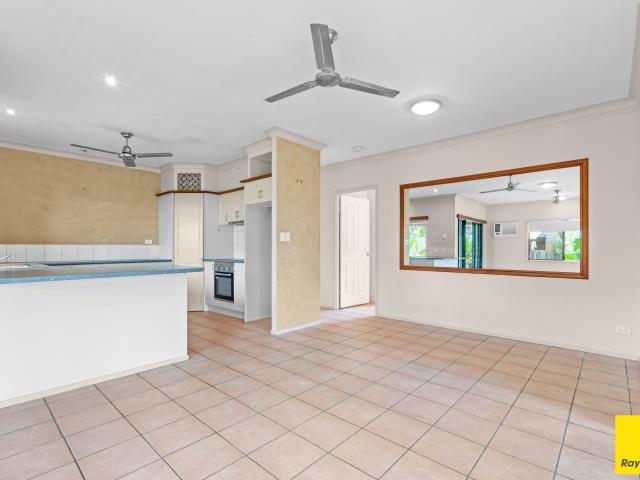 House for sale in Kewarra Beach, Queensland