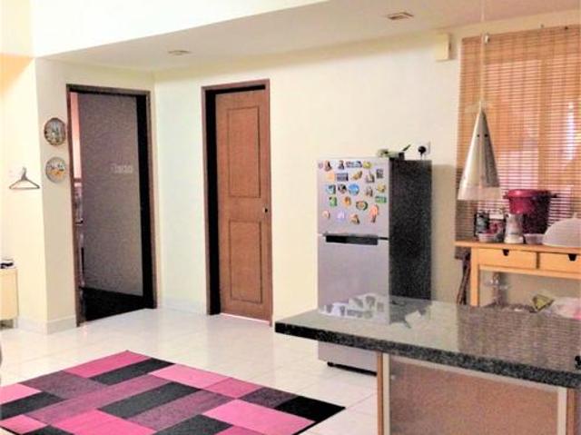 Apartment for rent in Tanjong Sepat, Selangor