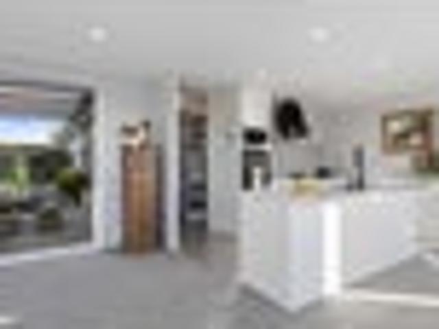 House for sale in Awhitu