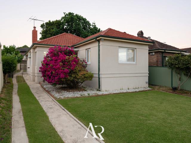 House for sale in Beverly Hills, New South Wales