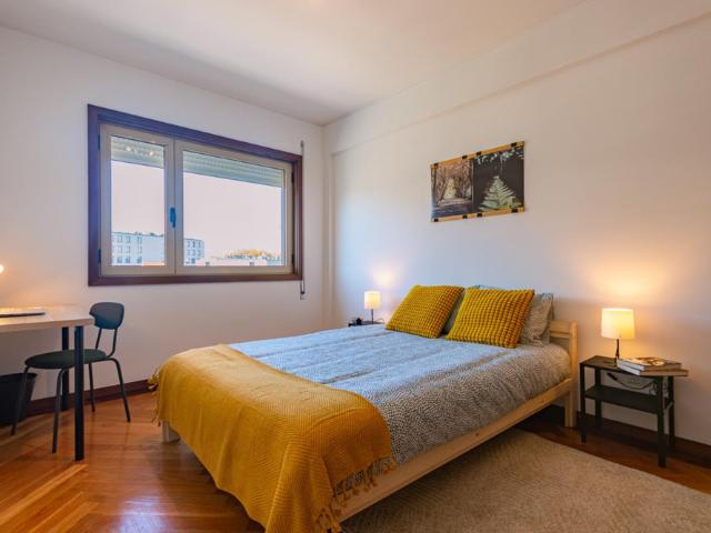 Quarto alugar em Porto