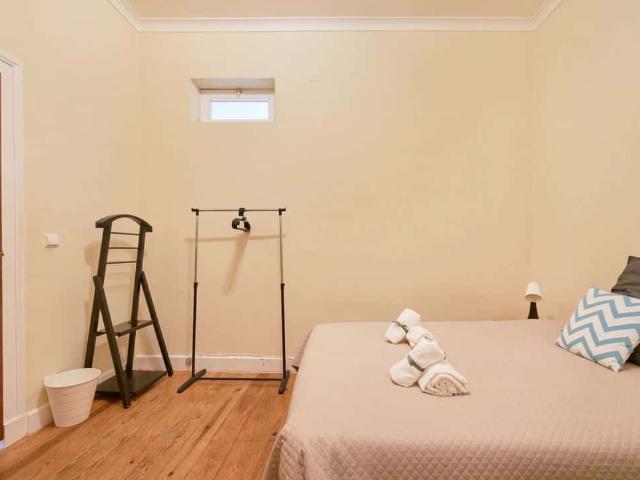 Quarto alugar em Santo António, Lisboa