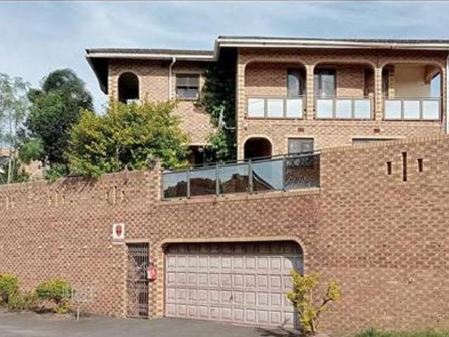 House for sale in Chatsworth, Kwazulu-natal