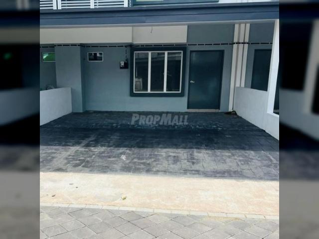Apartment for rent in Tanjong Sepat, Selangor