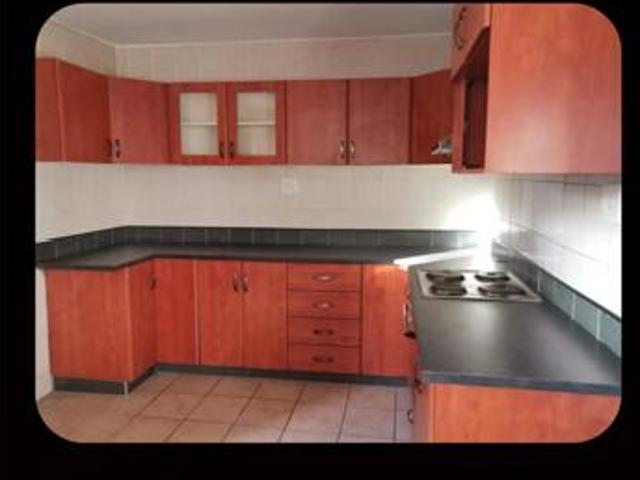 Apartment for rent in Chatsworth, Kwazulu-natal