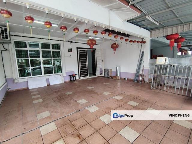 House for sale in Durian Tunggal, Malaka