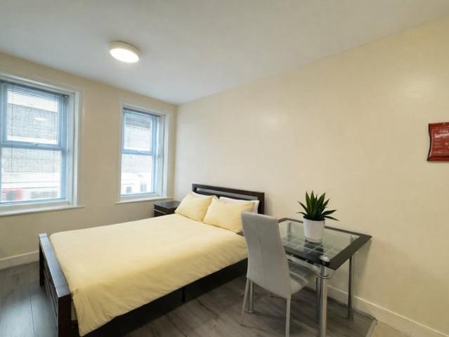 Studio for rent in South Kensington, Greater London