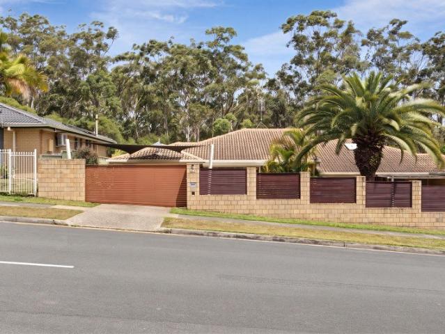 Duplex for sale in Southport, Gold Coast City