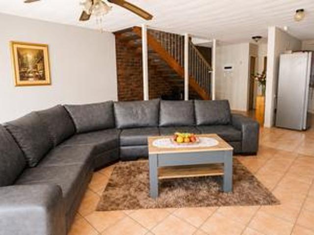 Townhouse for sale in Waterkloof, Gauteng