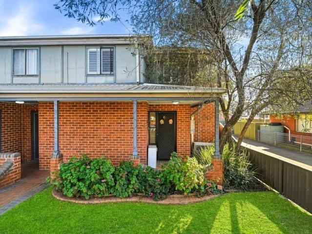 Duplex for sale in Sydney, New South Wales