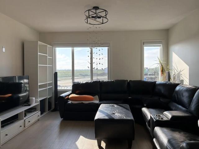 House for rent in Wedgewood, Alberta