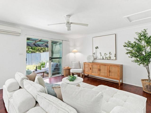 Townhouse for sale in Bateau Bay, New South Wales