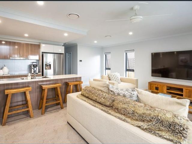Townhouse for rent in Fernbrook, Queensland