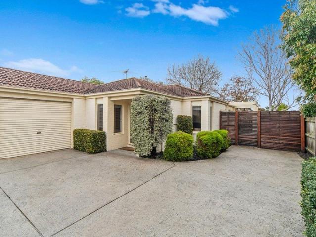 Apartment for sale in Camerons Creek, Victoria