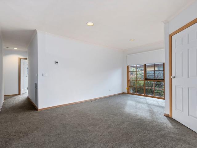 Apartment for rent in Mount Waverley, Melbourne